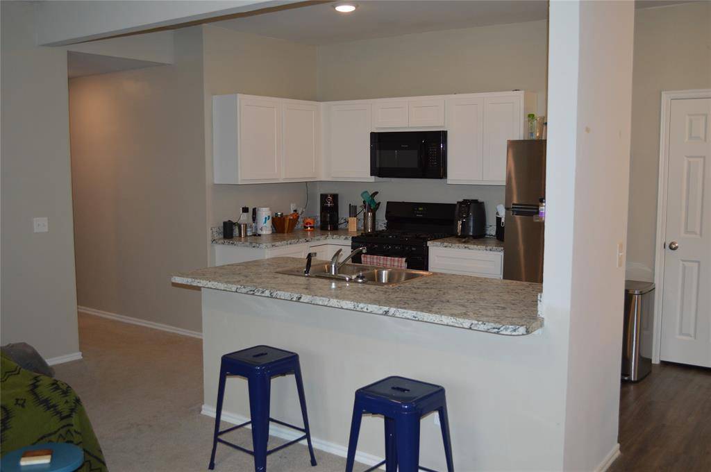 822 Highgarden CIR, Noble, OK 73068