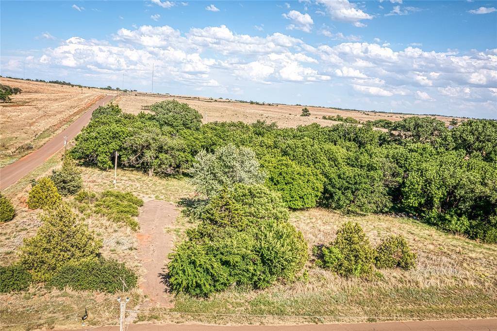 11002 N 1920 RD, Sayre, OK 73662