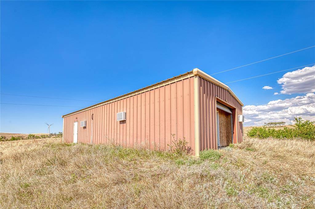 11002 N 1920 RD, Sayre, OK 73662