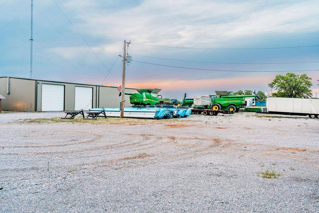20295 E 1280 RD, Carter, OK 73627