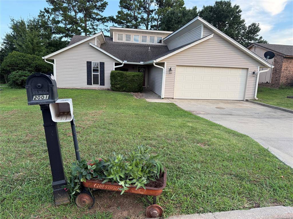 2001 Lona AVE, Seminole, OK 74868