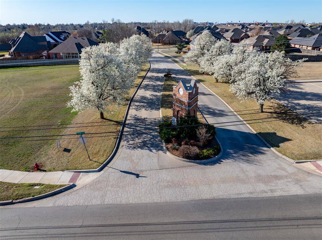 1223 Desmond DR, El Reno, OK 73036