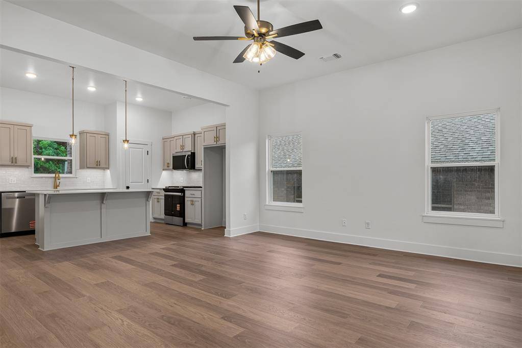 8809 Spruce ST, Edmond, OK 73003