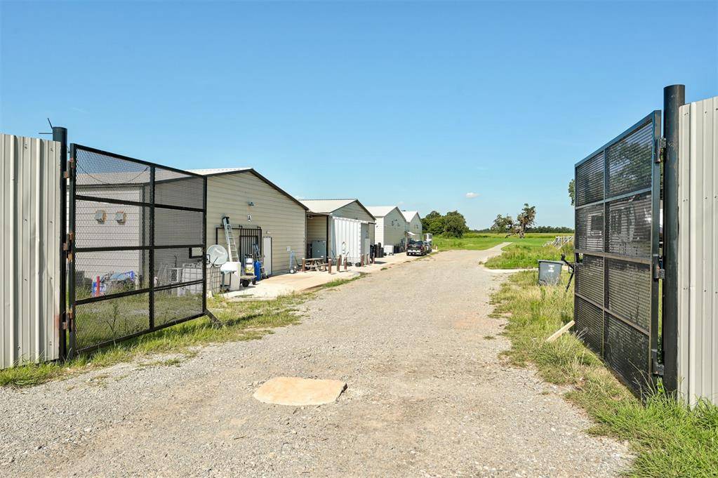 2751 N Meridian AVE, Crescent, OK 73028