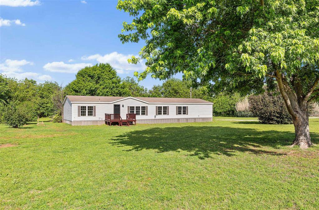 201 Burntwood DR, Tuttle, OK 73089