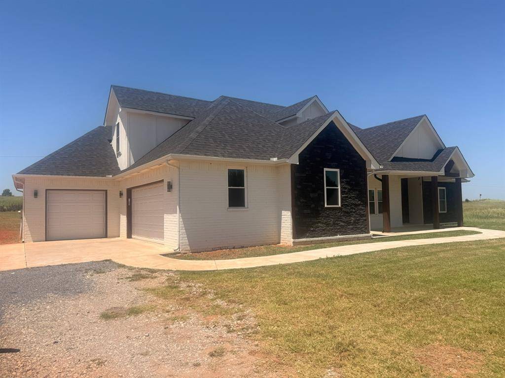 4351 N Whitetail DR, Guthrie, OK 73044