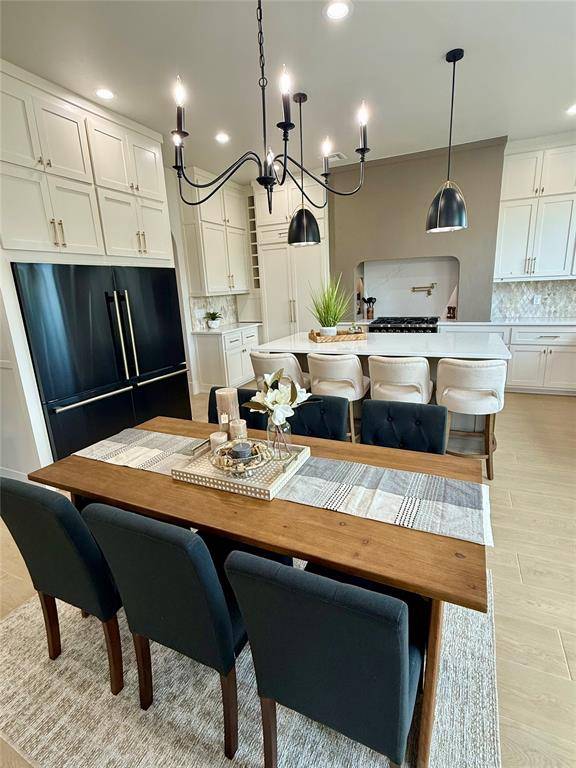4604 Rustic Trails, Moore, OK 73160