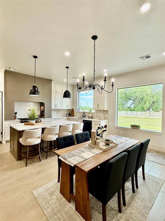 4604 Rustic Trails, Moore, OK 73160