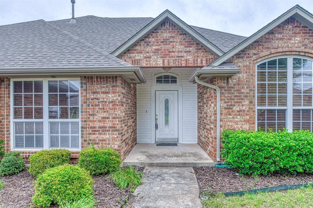 2340 Chadwick DR, Norman, OK 73071