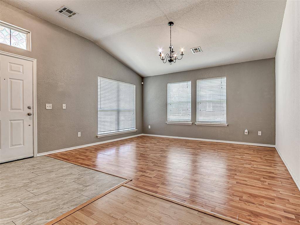 10333 Buccaneer DR, Oklahoma City, OK 73159