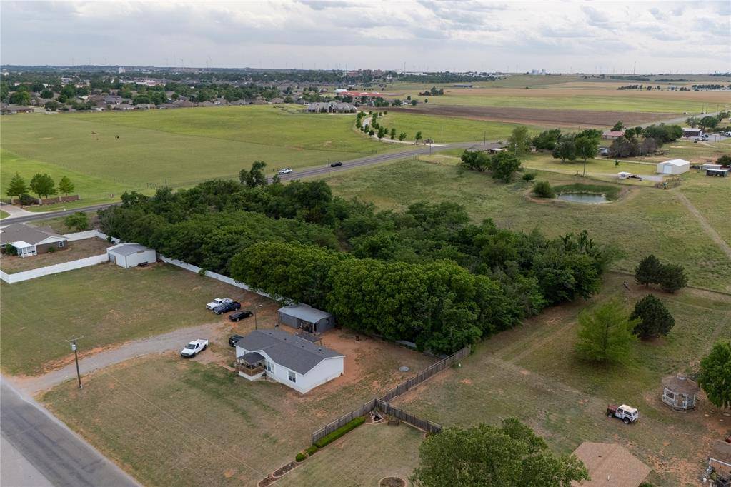 N Lawter RD, Weatherford, OK 73096