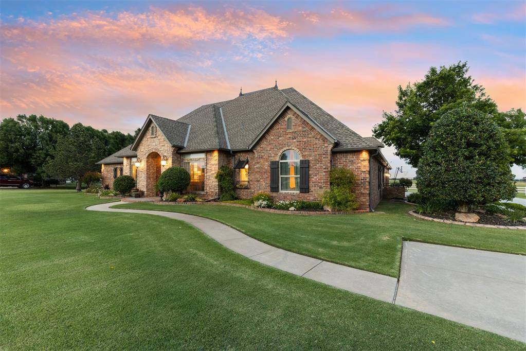 22370 Cedar Ridge RD, Edmond, OK 73025