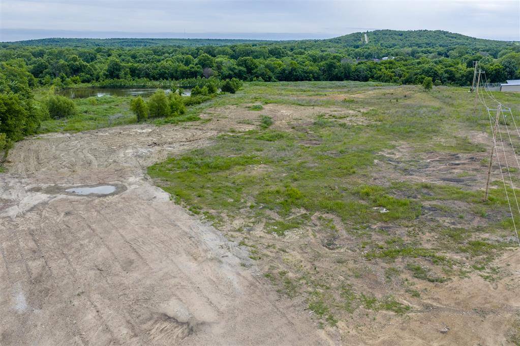 W Hwy 75 HWY, Henryetta, OK 74437