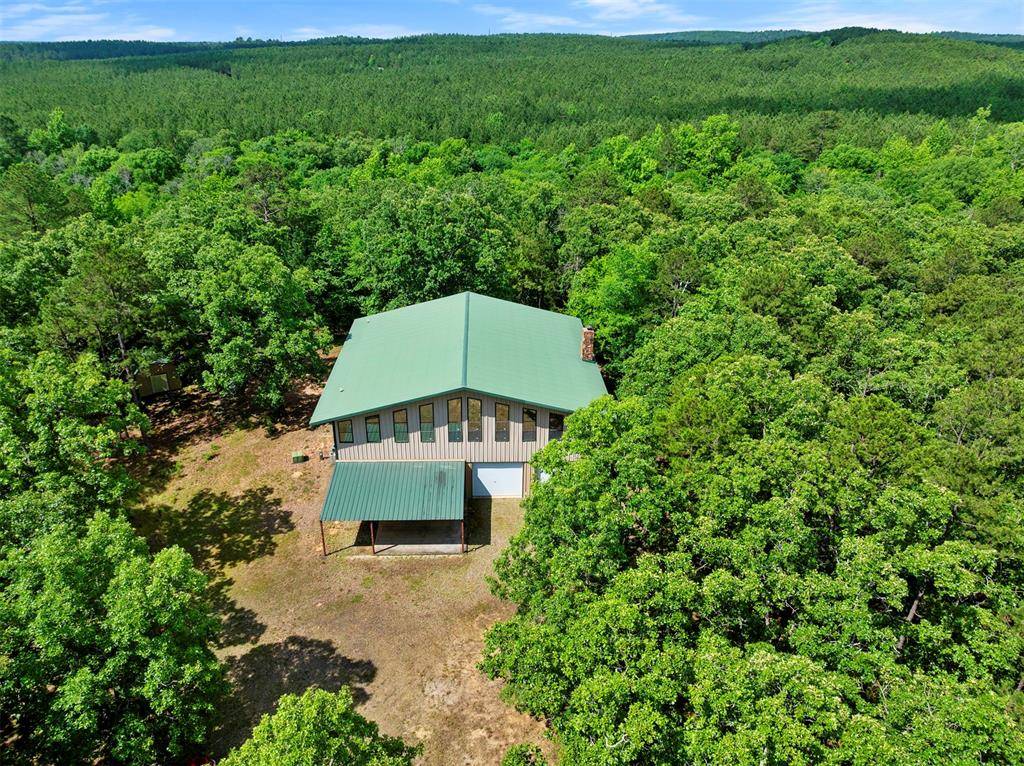 995 Hidden Oaks TRL, Broken Bow, OK 74728