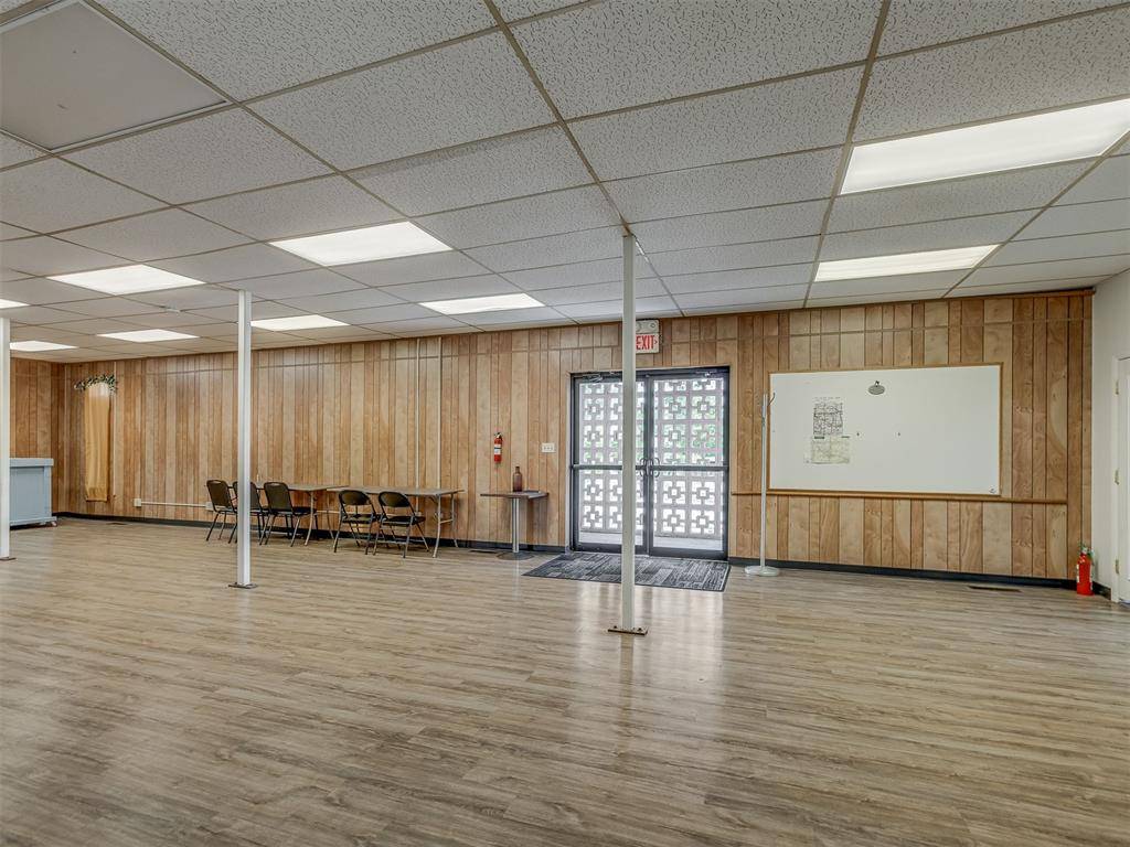 111 N 4th ST, Seminole, OK 74868