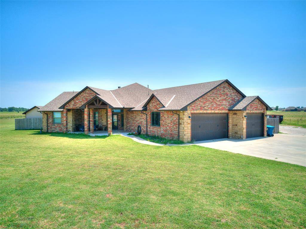 1330 E Silver City RD, Tuttle, OK 73089