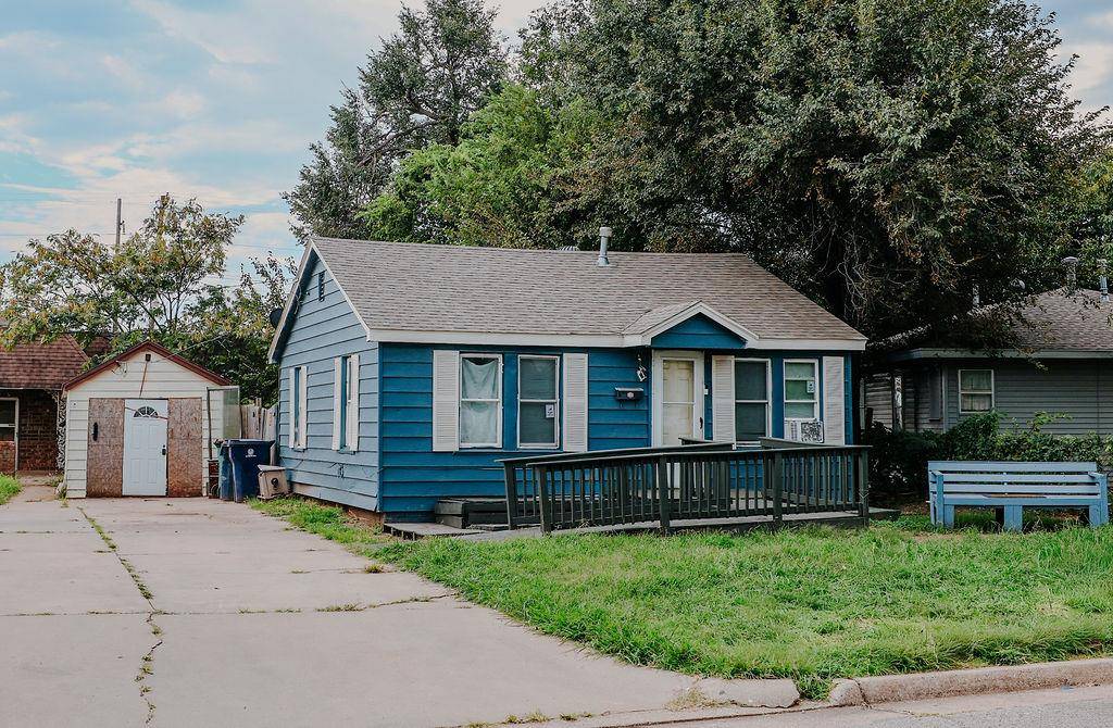 938 SW 58 ST #Address : 938 1/2  (rear), Oklahoma City, OK 73109