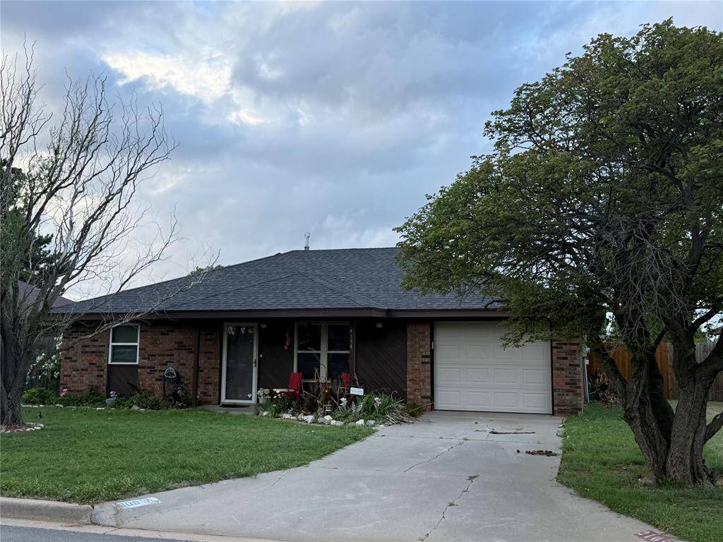2109 Seth AVE, Weatherford, OK 73096