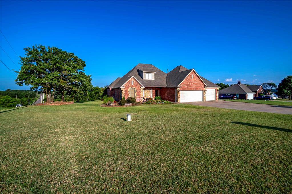 880014 S Carey LN, Chandler, OK 74834