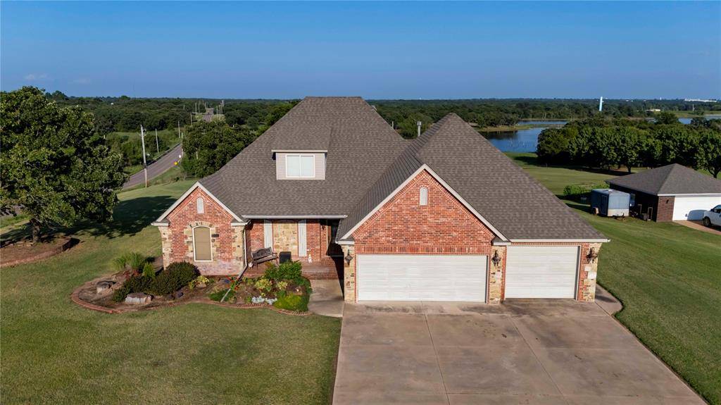 880014 S Carey LN, Chandler, OK 74834