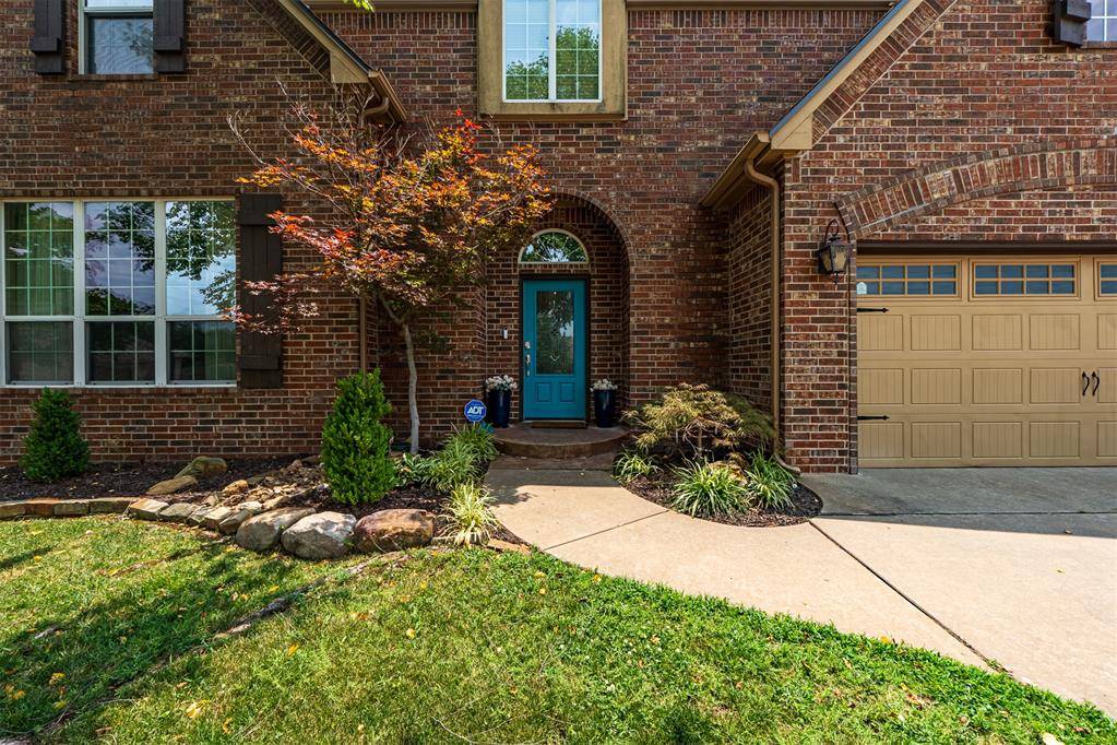 10808 NW 117th PL, Yukon, OK 73099