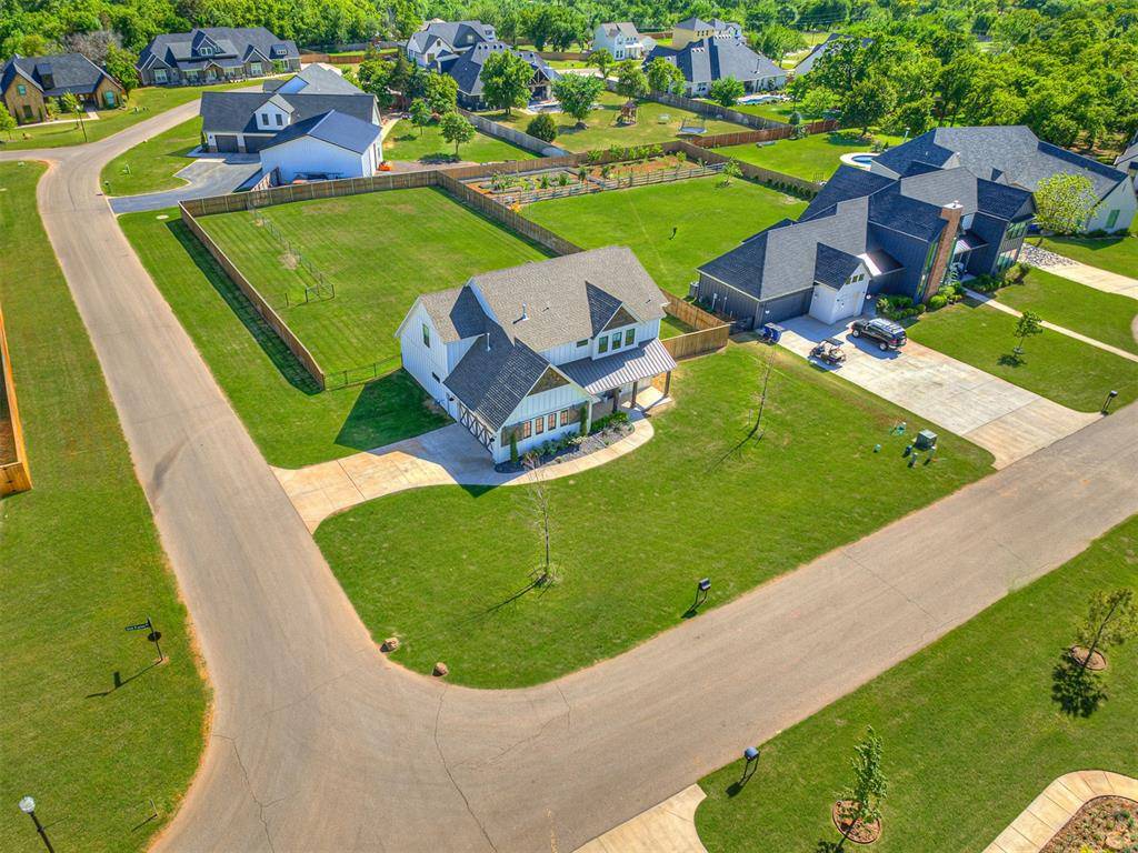 280 Old Farm RD, Edmond, OK 73034