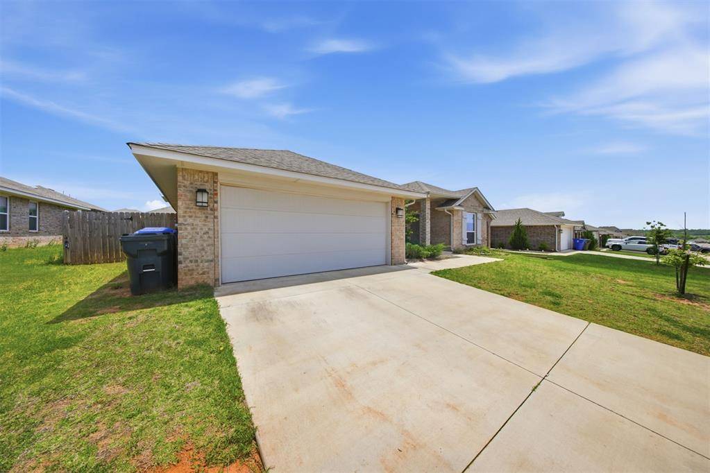 2115 Arcady AVE, Norman, OK 73026