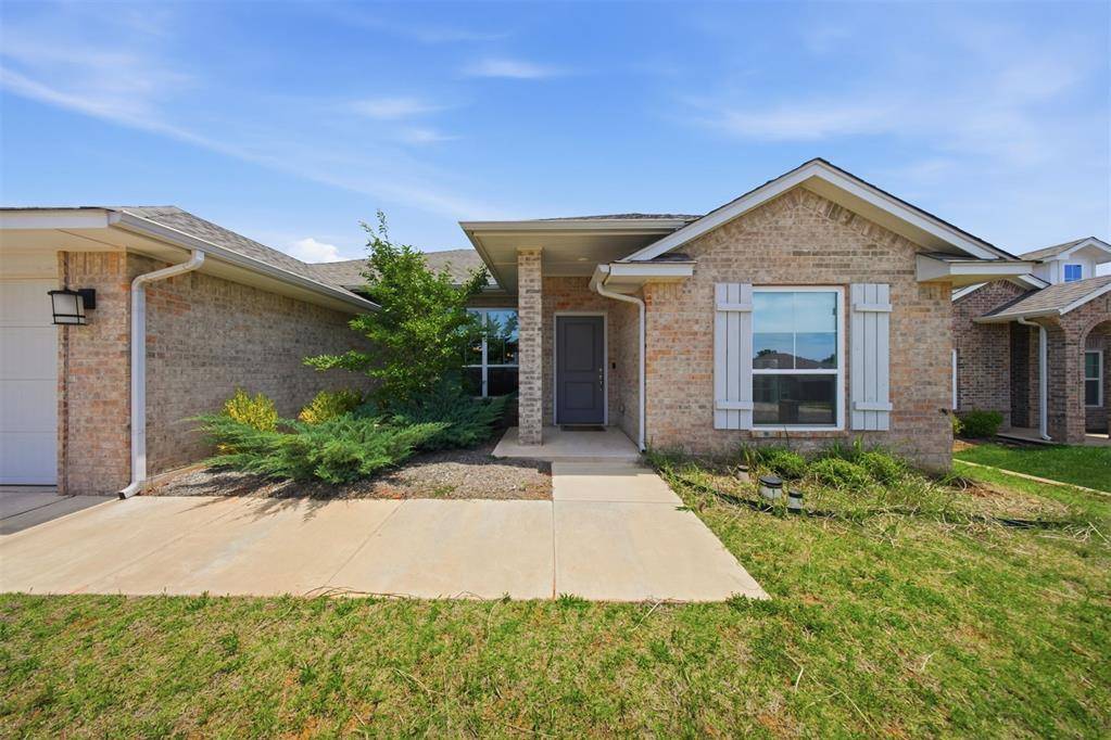 2115 Arcady AVE, Norman, OK 73026