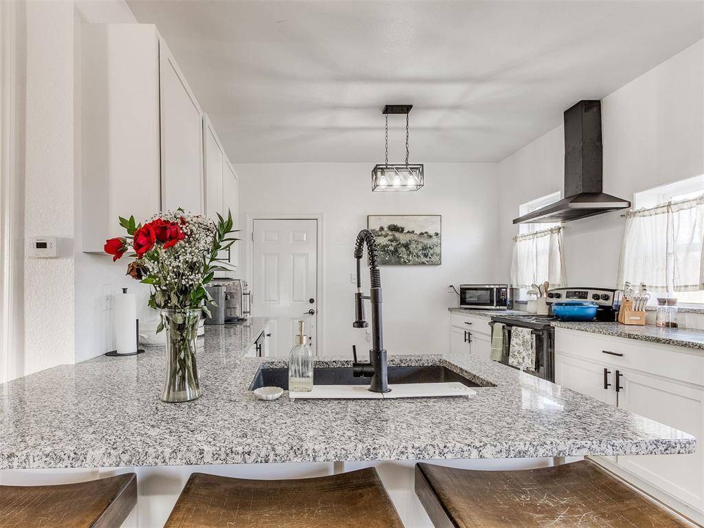 901 NW 30th ST, Oklahoma City, OK 73118