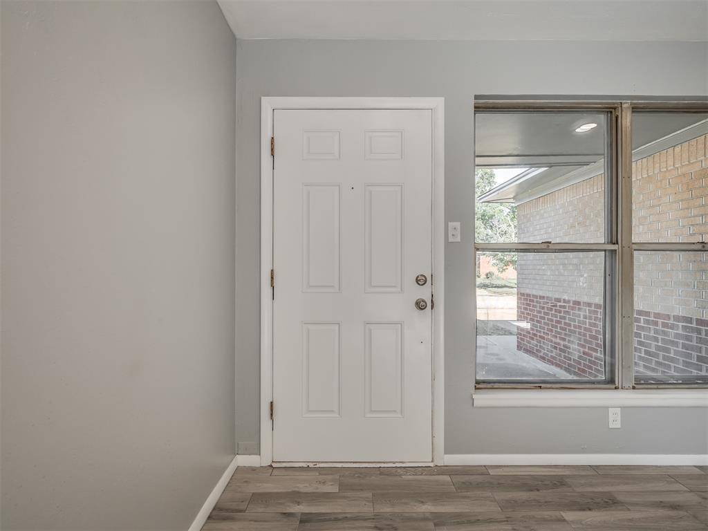 510 N Oak ST, Crescent, OK 73028