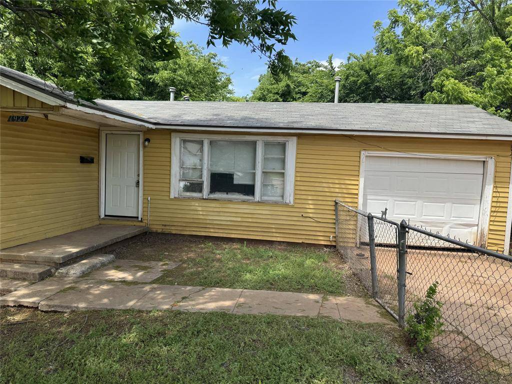 1921 N Vine ST, Oklahoma City, OK 73121
