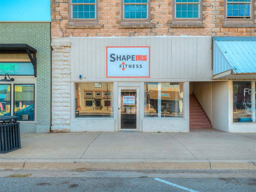 104 N Grand ST, Crescent, OK 73028