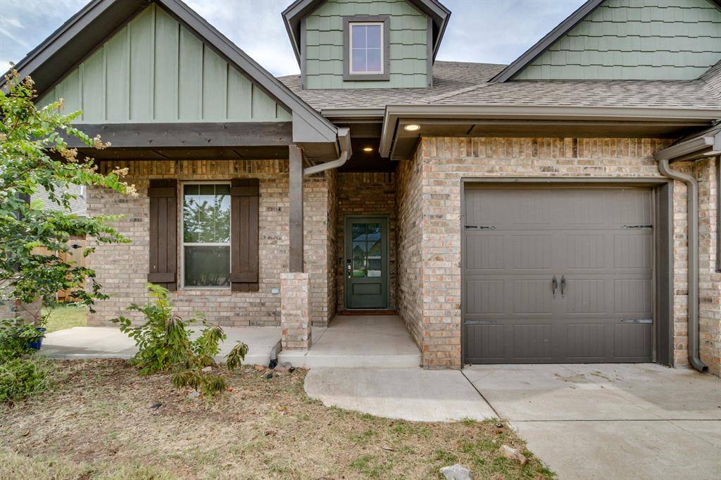 512 E Barajas TER, Mustang, OK 73064