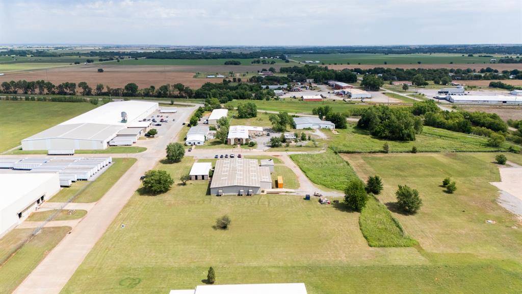 N 18th ST, Chickasha, OK 73018