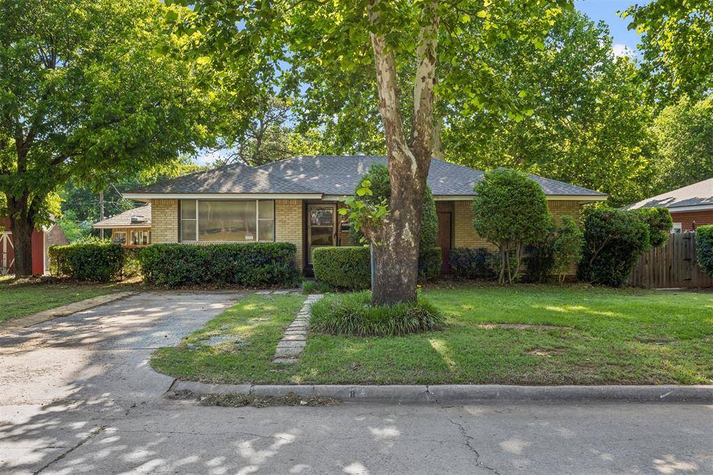 8 Burk WAY, Del City, OK 73115