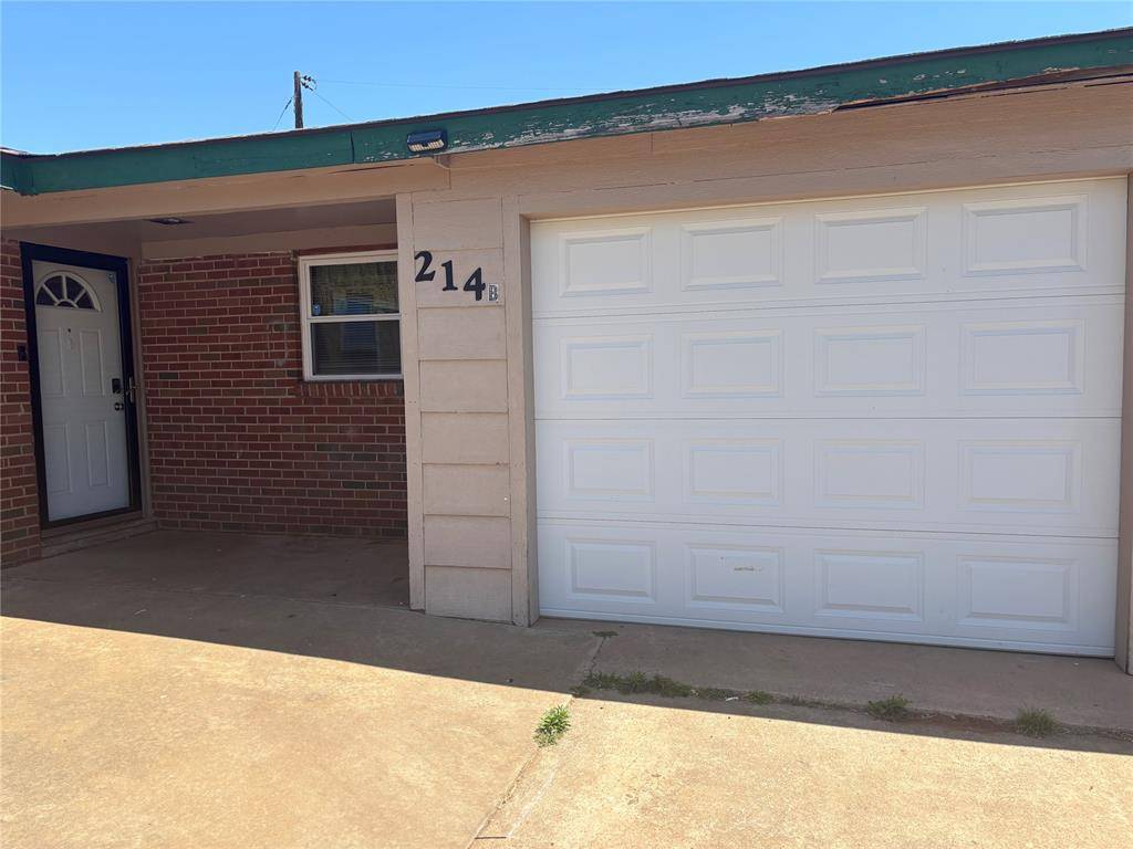 214 Iroquois TRL, Burns Flat, OK 73647