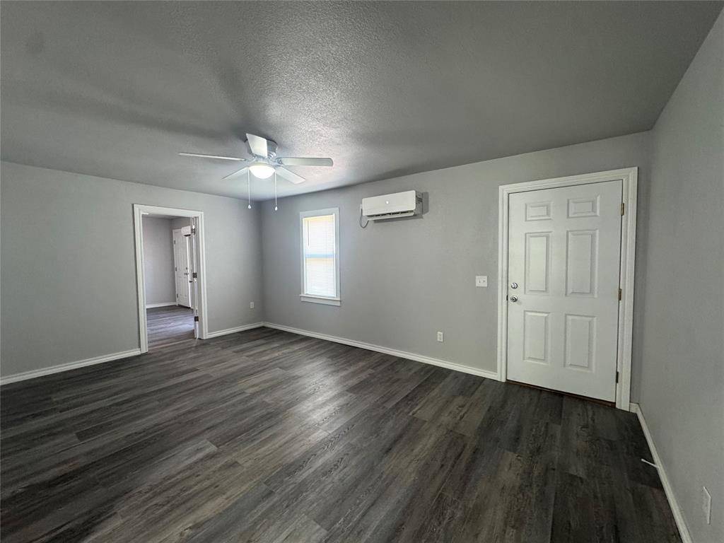 605 S 13th ST, Chickasha, OK 73018