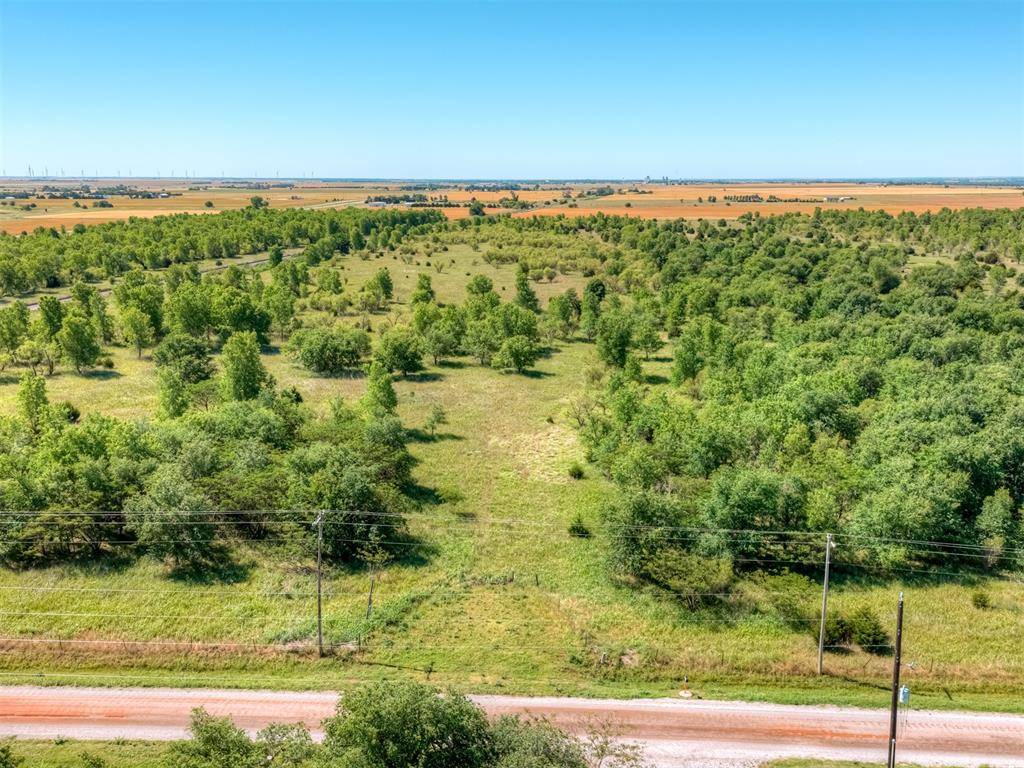 1225 W Marshall RD, Bison, OK 73720