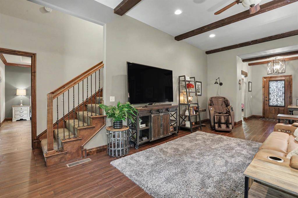 937 Villas Creek DR, Edmond, OK 73003