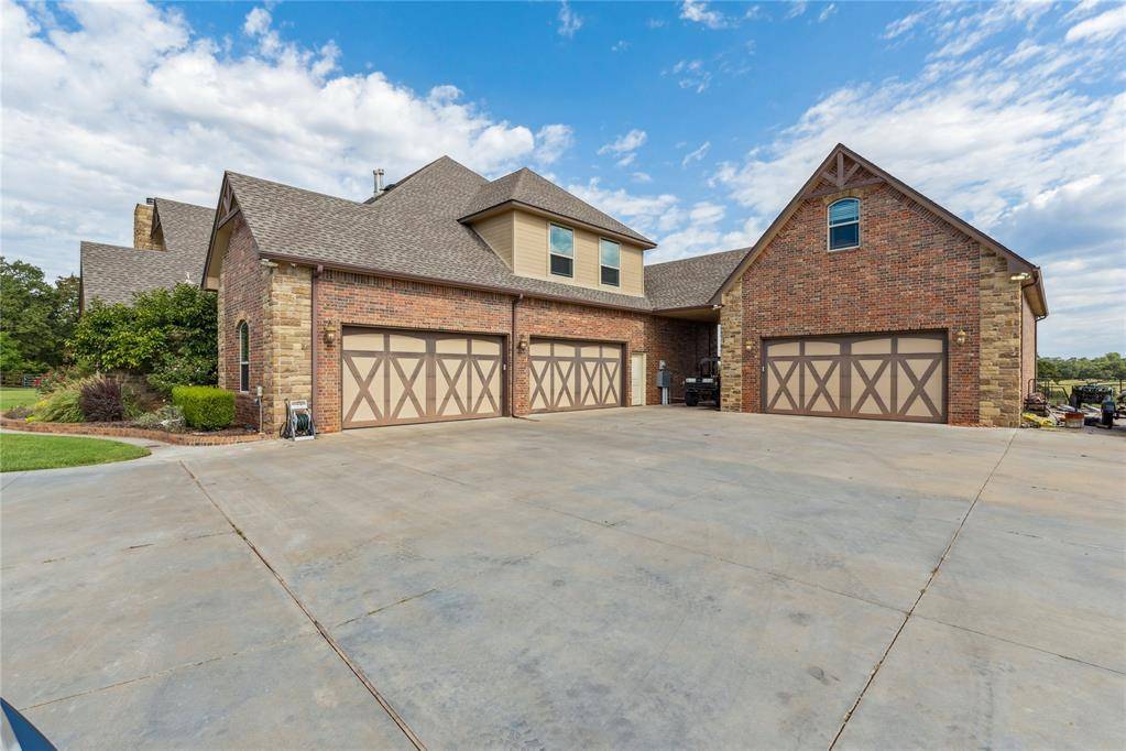 10150 E Post Oak RD, Noble, OK 73068