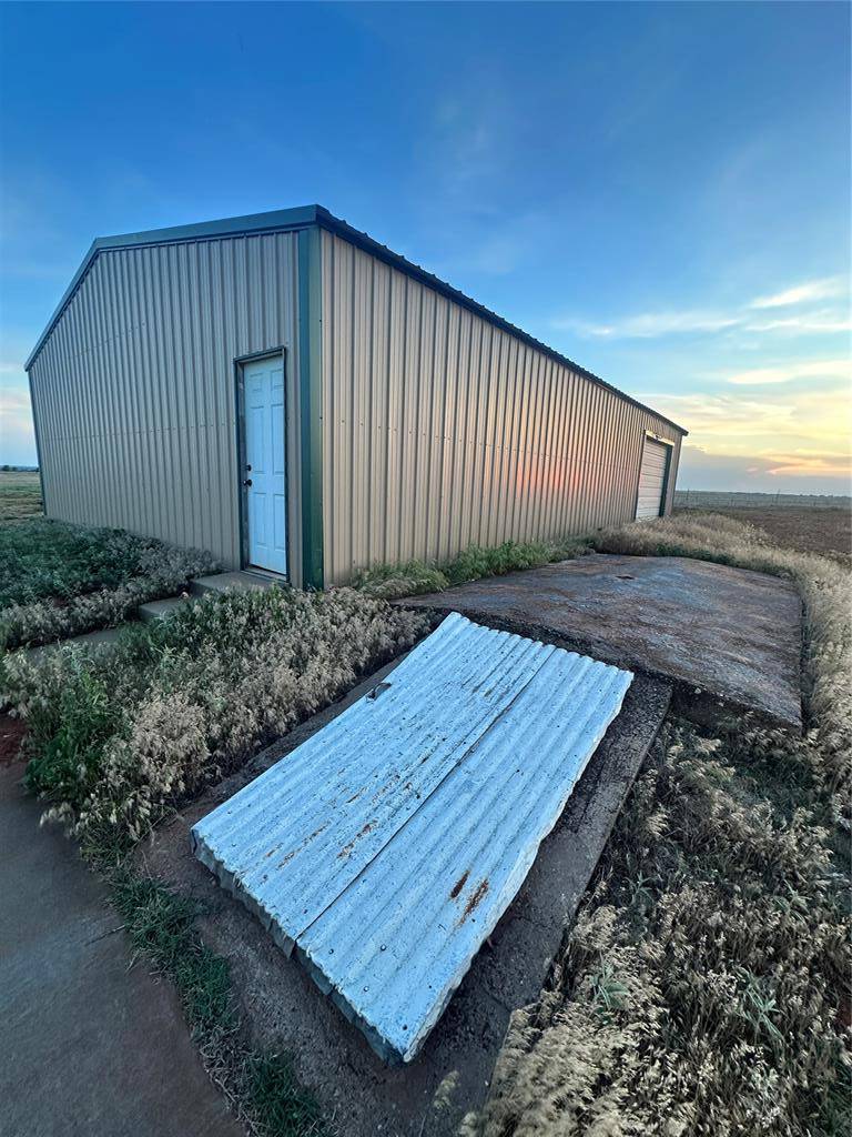 11373 N 1870 RD, Sayre, OK 73662