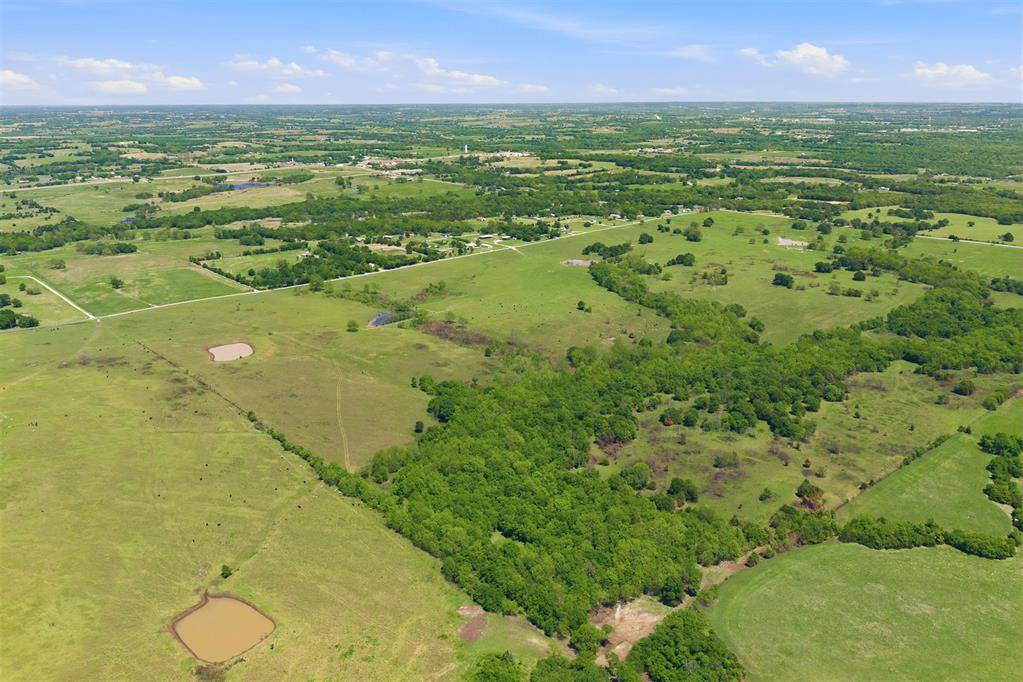 Fairview RD #6, Davis, OK 73030