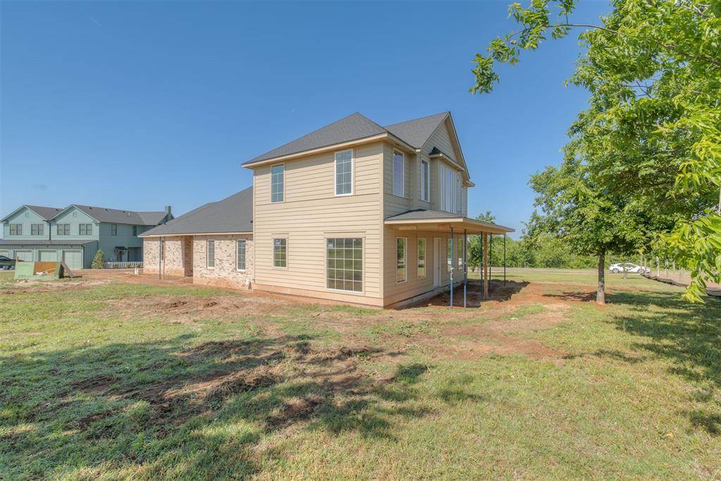 18436 Boardwalk XING, Norman, OK 73072