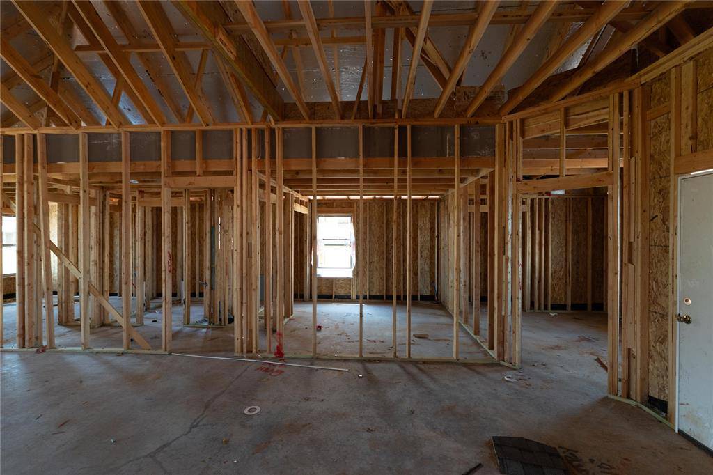 8312 NW 155th ST, Edmond, OK 73013