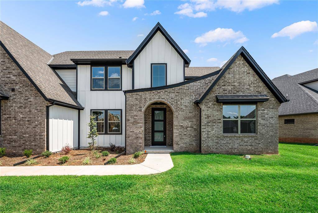 4528 Maple Ridge DR, Edmond, OK 73034
