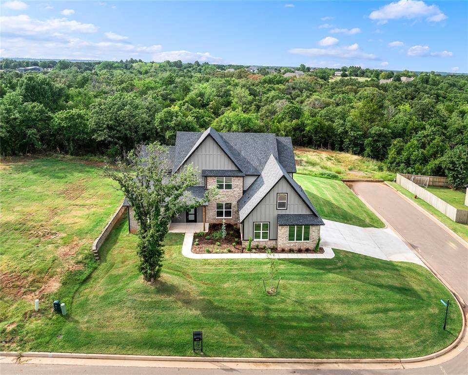 4601 Maple Ridge DR, Edmond, OK 73034