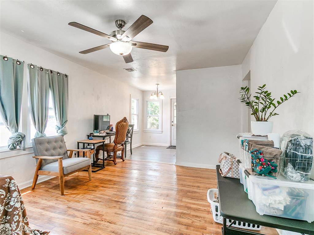 107 E Myrtle DR, Midwest City, OK 73110