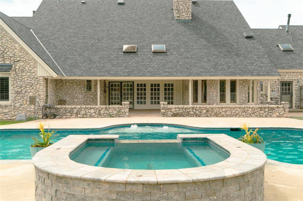 4211 Ridgeline CIR, Norman, OK 73072