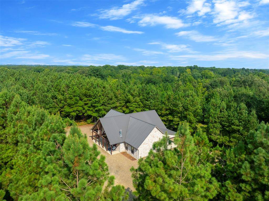 389 Overcup Acorn TRL, Broken Bow, OK 74728