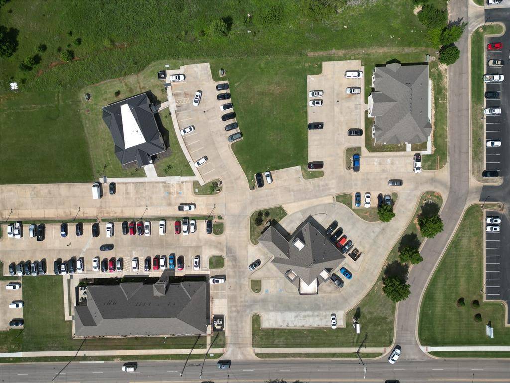 3300 N Kickapoo ST, Shawnee, OK 74804